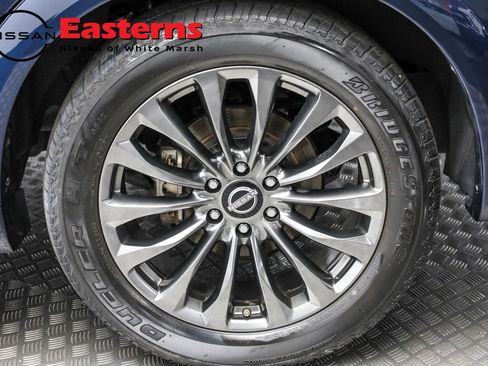 Used 2023 Nissan Armada Platinum w/ Captain's Chairs Package AWD/4WD image 8