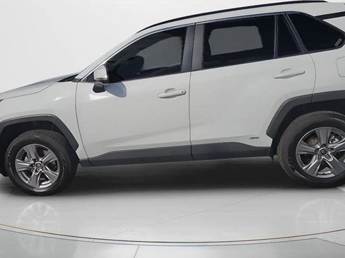 Used 2024 Toyota RAV4 XLE image 2