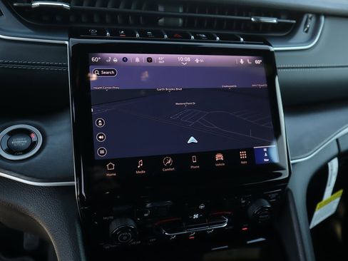 New 2025 Jeep Grand Cherokee Limited image 7