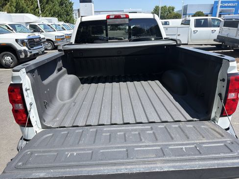 Used 2018 Chevrolet Silverado 1500 LT w/ All Star Edition AWD/4WD image 30