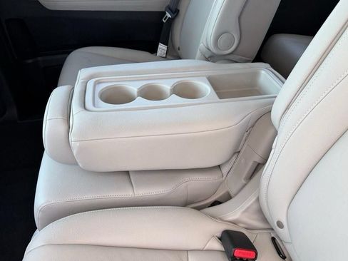 New 2026 Honda Odyssey EX-L image 16