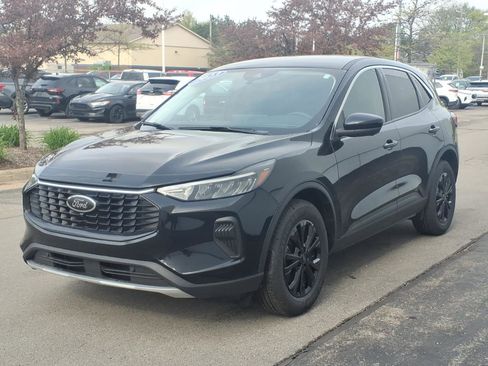 Certified 2023 Ford Escape Active w/ Tech Pack #2 AWD/4WD image 3
