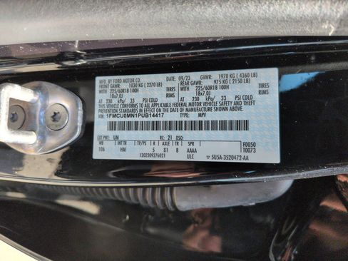 Certified 2023 Ford Escape ST-Line w/ Tech Pack #1 FWD image 39