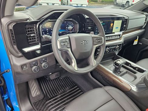 Certified 2025 Chevrolet Silverado 1500 RST w/ Convenience Package II image 13