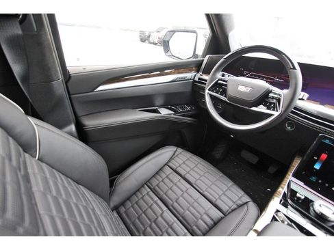 New 2026 Cadillac Escalade Platinum Sport w/ LPO, ONYX Package AWD/4WD image 8