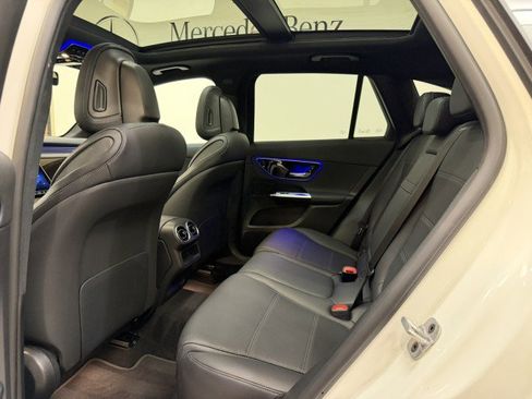 Certified 2025 Mercedes-Benz GLC 300 image 13