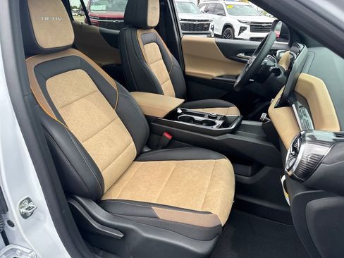 New 2026 Chevrolet Equinox ACTIV AWD/4WD image 10