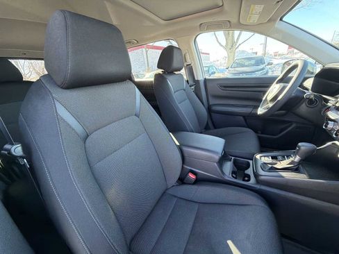 Certified 2023 Honda CR-V EX image 17