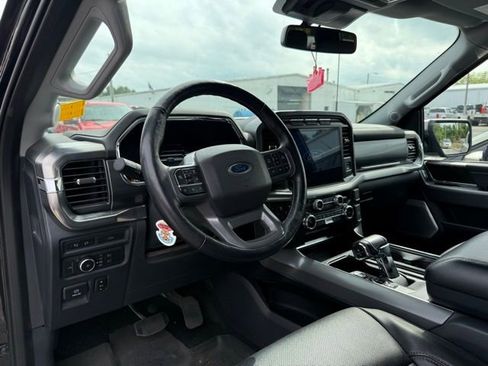 Used 2022 Ford F150 Lariat w/ Equipment Group 502A High AWD/4WD image 7