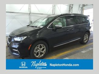Used 2021 Chrysler Pacifica Limited w/ Premium & Safety Sphere Group AWD/4WD video 1