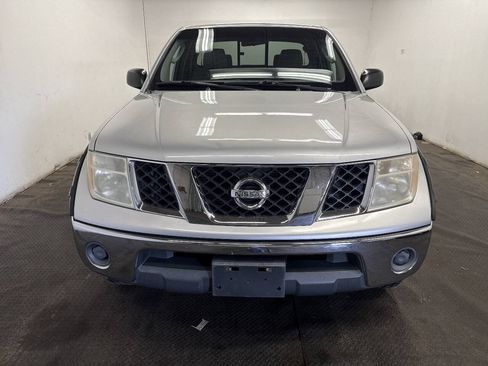 Used 2008 Nissan Frontier SE w/ Power Pkg RWD image 3
