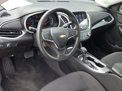 Used 2024 Chevrolet Malibu LT image 15