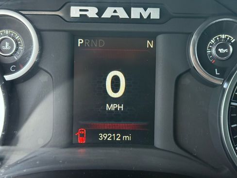 Used 2024 RAM 3500 Big Horn image 25