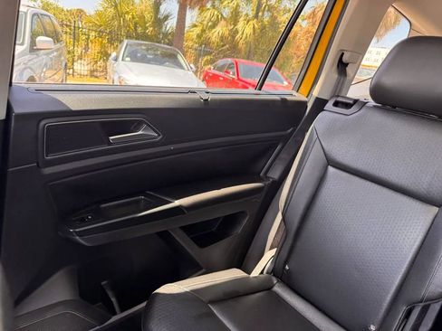 Used 2018 Volkswagen Atlas SEL FWD image 9