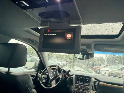 Used 2016 GMC Yukon Denali w/ Open Road Package AWD/4WD image 18
