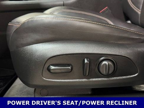 Used 2020 Chevrolet Traverse Premier w/ Redline Edition image 16