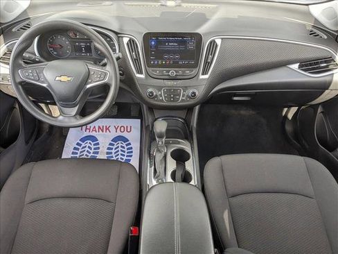 Used 2023 Chevrolet Malibu LT image 17