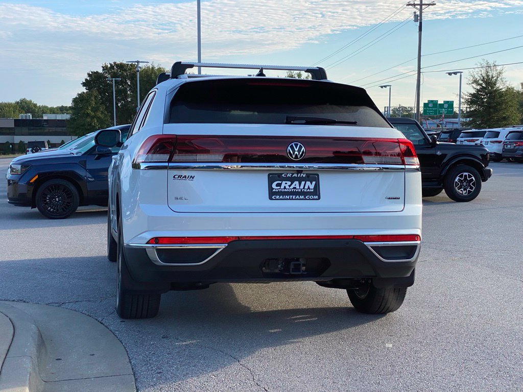 Used 2026 Volkswagen Atlas Cross Sport SEL AWD/4WD image 5