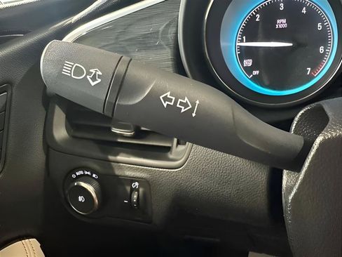 Used 2017 Buick Envision Essence AWD/4WD image 20