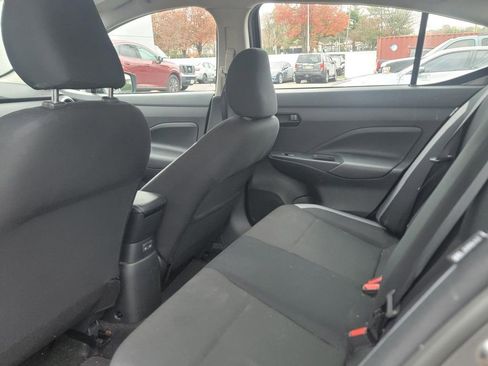 Used 2023 Nissan Versa SV FWD image 12