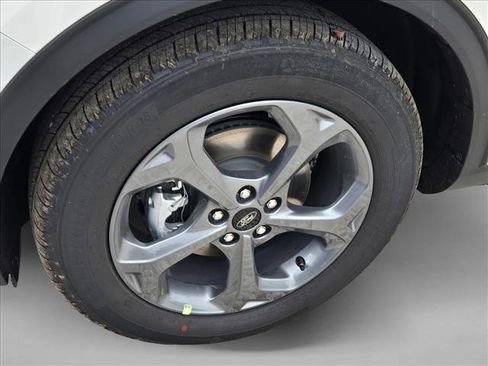 New 2026 Ford Escape ST-Line w/ Tech Pack #1 image 9