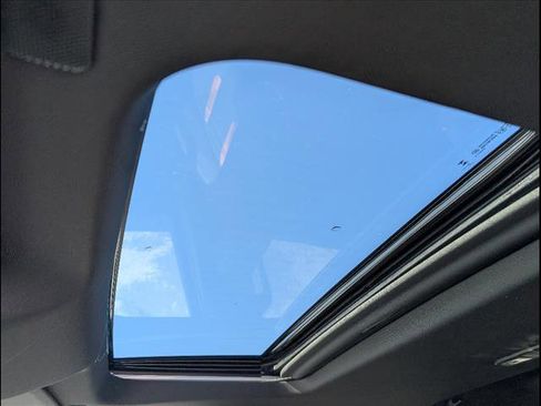 New 2026 GMC Sierra 2500 AT4 w/ AT4 Premium Plus Package image 8