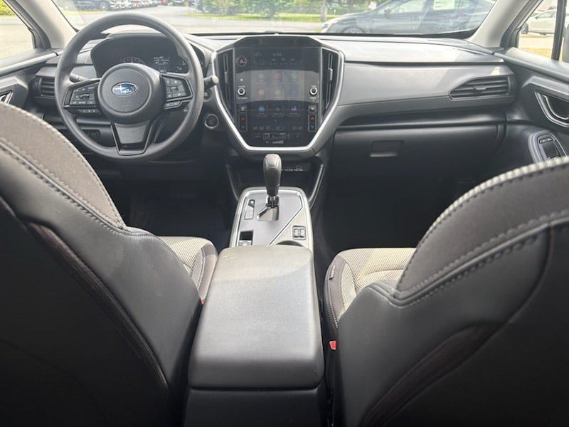 Used 2024 Subaru Crosstrek 2.0i Premium AWD/4WD image 9