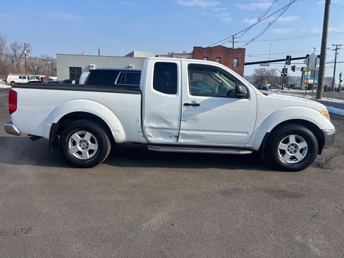 Used 2007 Nissan Frontier SE w/ SE Value Truck Pkg image 5