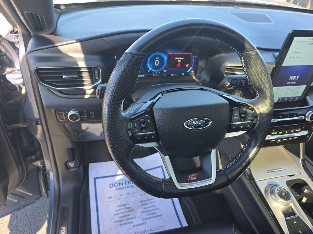 Used 2021 Ford Explorer ST w/ Equipment Group 401A AWD/4WD image 33