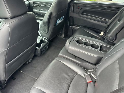 Used 2023 Honda Odyssey EX-L image 13