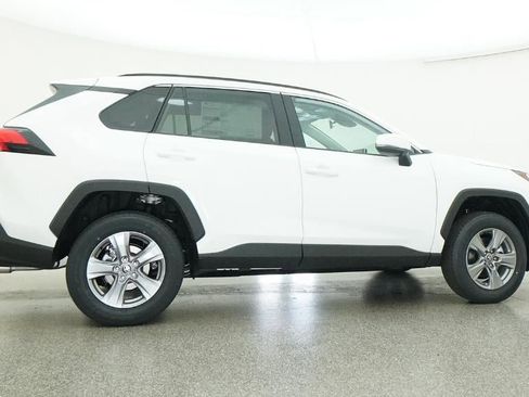 New 2025 Toyota RAV4 XLE w/ Convenience Package image 18
