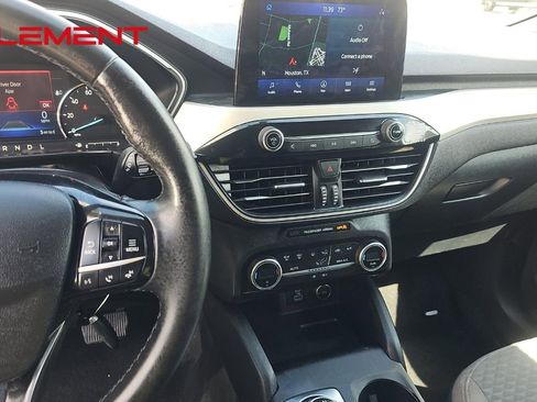 Used 2021 Ford Escape SE w/ SE Sport Appearance Package FWD image 14