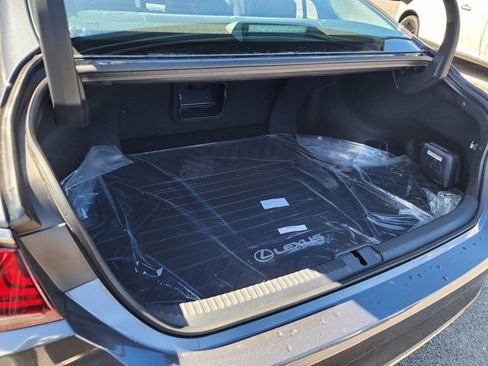 Certified 2025 Lexus ES 300h F Sport w/ Accessory Package (Z1) image 28