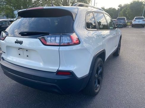 Used 2019 Jeep Cherokee Latitude Plus AWD/4WD image 11