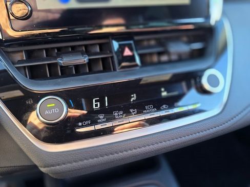 Used 2024 Toyota Corolla SE image 26