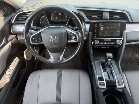 Used 2018 Honda Civic EX-T image 11