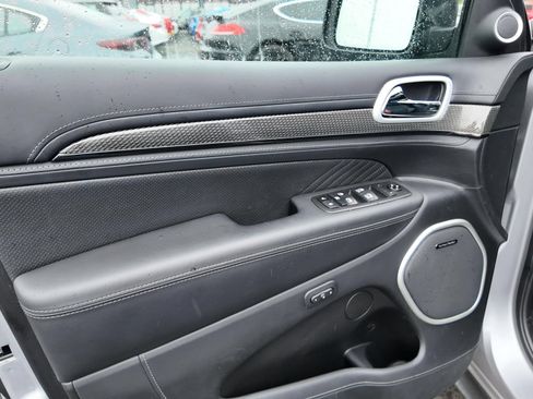 Used 2021 Jeep Grand Cherokee Trackhawk AWD/4WD image 12