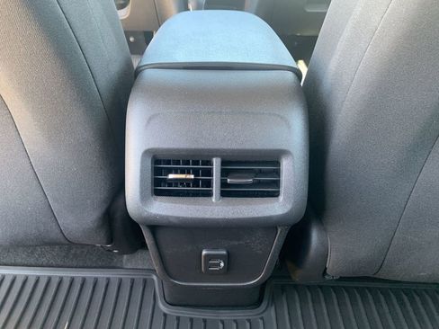 Certified 2024 Chevrolet Equinox LS FWD image 20