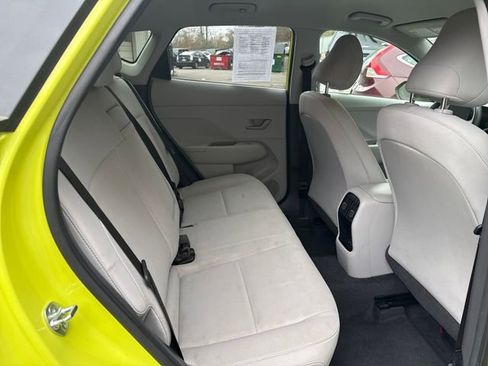 Used 2024 Hyundai Kona SEL image 12