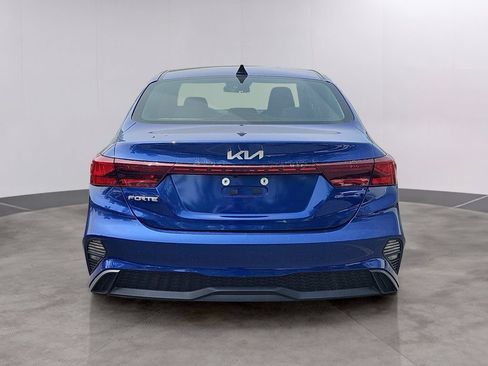Certified 2023 Kia Forte LXS FWD image 5