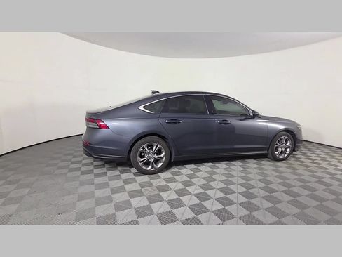 Used 2024 Honda Accord EX image 38