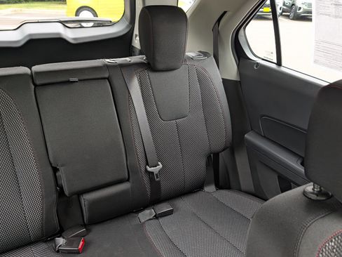 Used 2017 Chevrolet Equinox LS FWD image 14