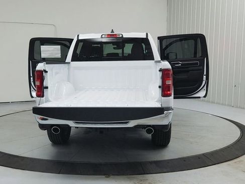 New 2026 RAM 1500 Big Horn AWD/4WD image 14
