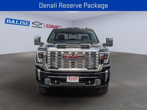 New 2026 GMC Sierra 3500 Denali w/ Denali Reserve Package AWD/4WD image 9