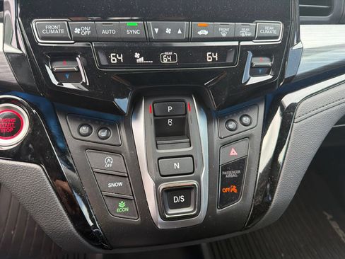 Used 2023 Honda Odyssey Elite image 18