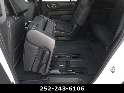 Used 2021 Chevrolet Suburban High Country image 33