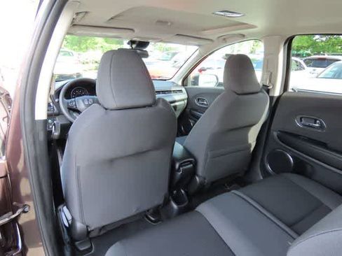 Used 2022 Honda HR-V EX image 13