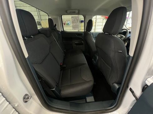 Used 2025 Ford Maverick XL w/ Equipment Group 101A image 18