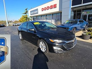 Used 2023 Chevrolet Malibu LT video 1