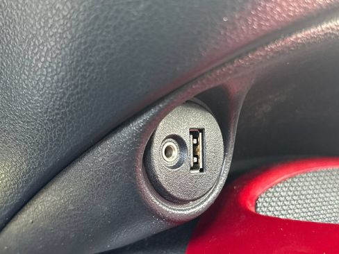 Used 2015 Nissan Juke SV AWD/4WD image 14